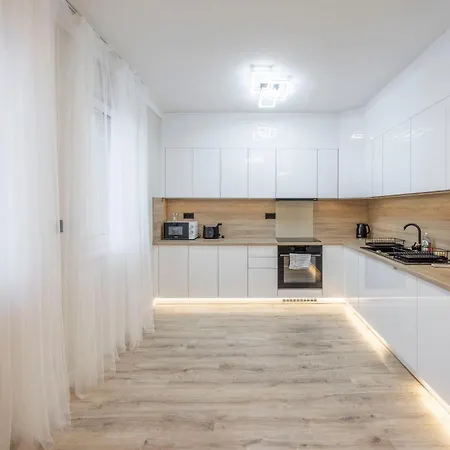 Exclusive Duplex Penthouse In The Heart Of Lejlighed